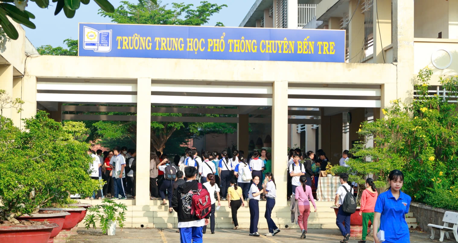 hinh 3 tu van tuyen sinh 2024 2025